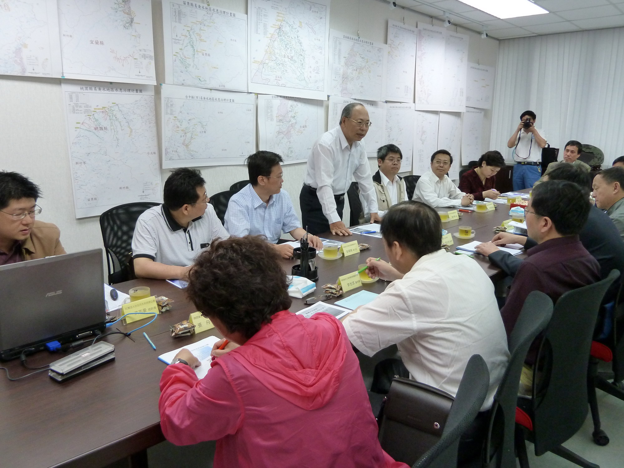 台北市水利技師公會余濬理事長於座談會上致歡迎詞