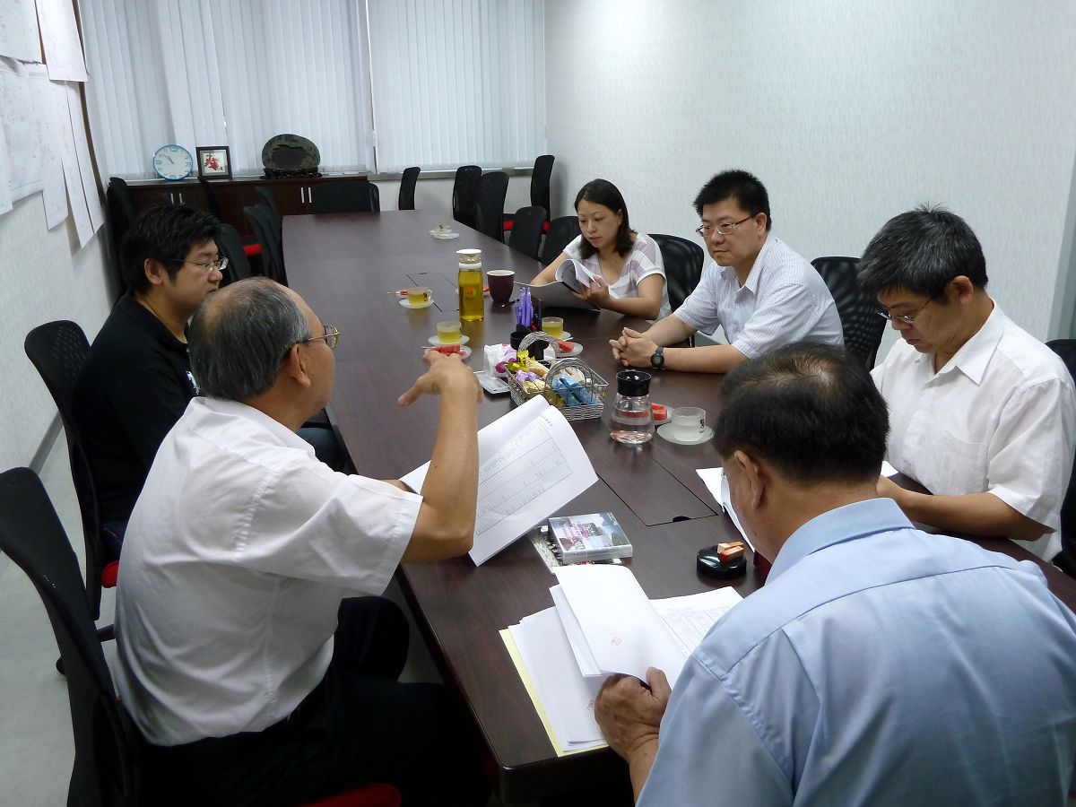 台北市水利技師公會第八屆理事長余濬說明本會目前狀況